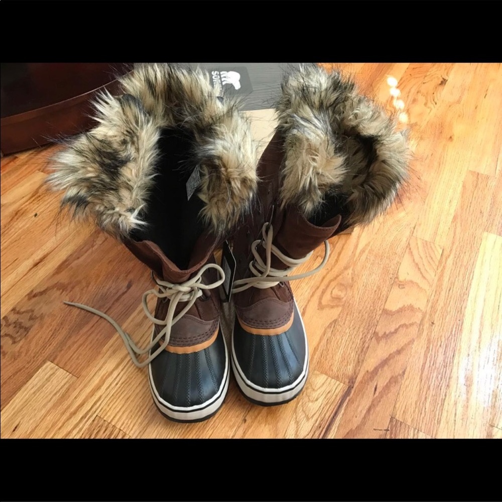 Sorel winter boots - Picture 2 of 4